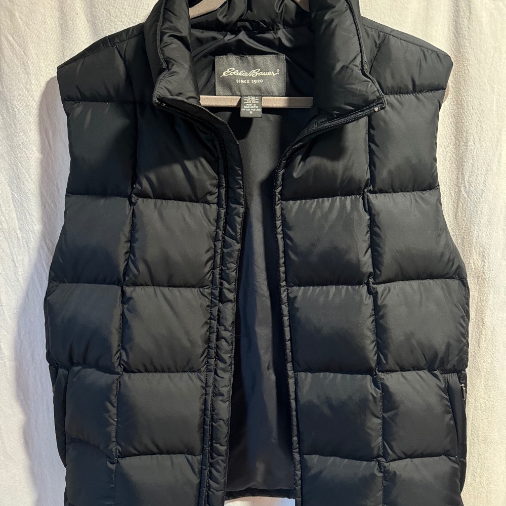 Eddie Bauer men’s vest goose down Medium